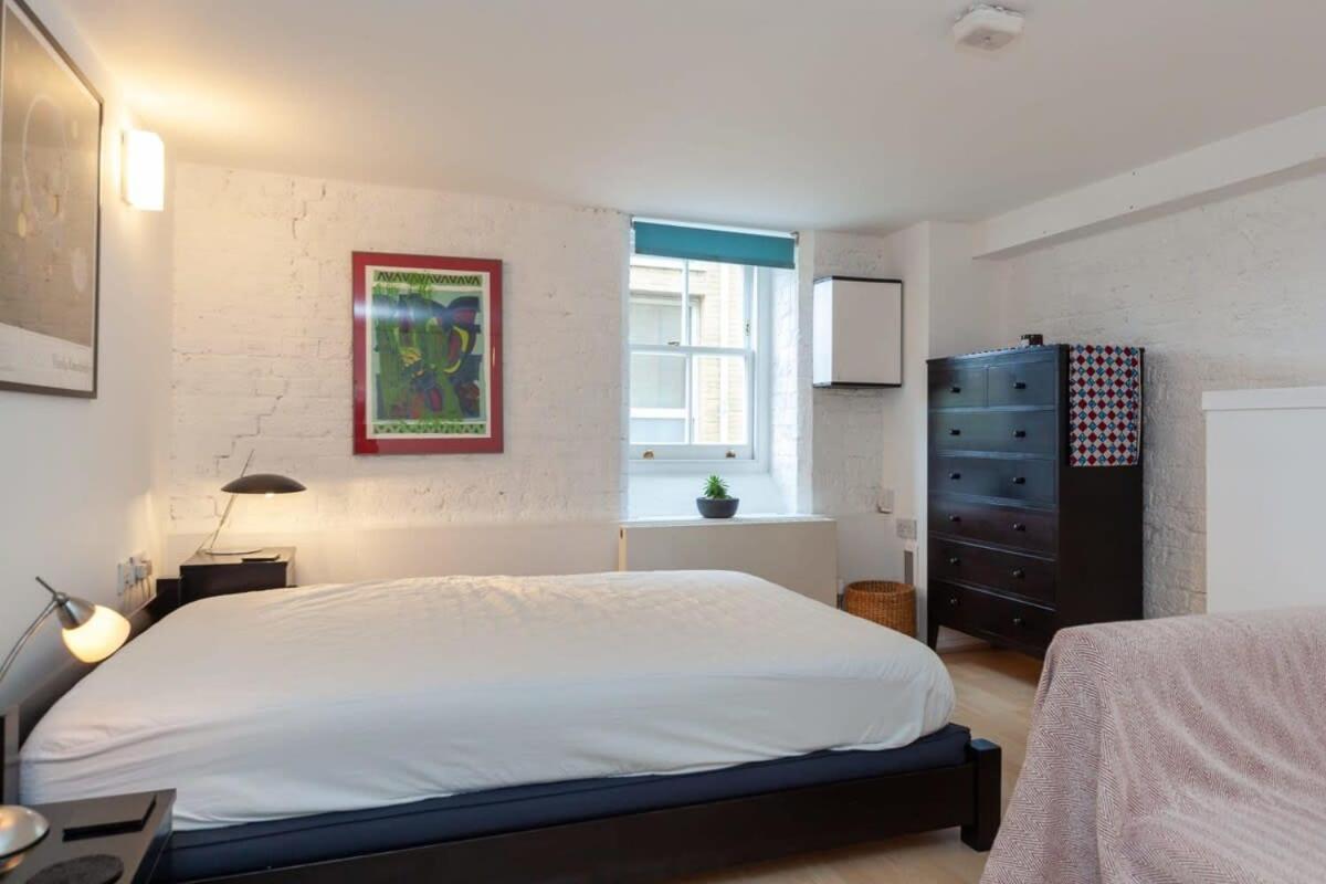 Charming 1 Bedroom Apartment In Old School House 런던 외부 사진
