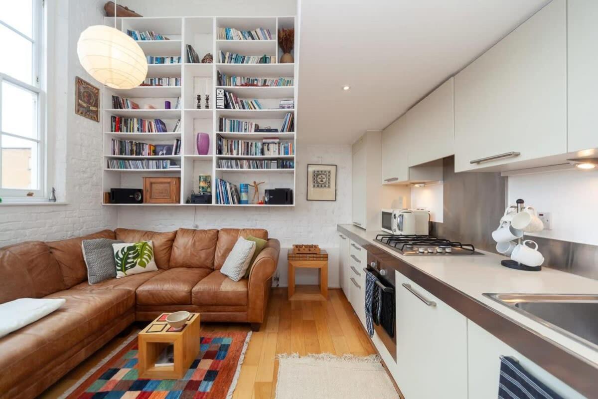 Charming 1 Bedroom Apartment In Old School House 런던 외부 사진